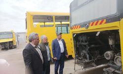 بازدید رئیس سازمان مدیریت حمل و نقل بار و مسافر شهرداری خوی از روند بازسازی ناوگان حمل و نقل عمومی و تحویل پنجمین اتوبوس بازسازی شده