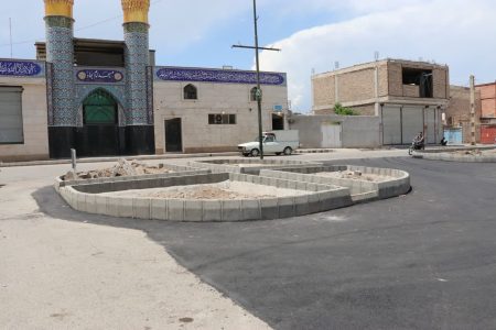 عملیات اصلاح هندسی و آسفالت ریزی میدان مقابل مسجد امام سجاد(ع)