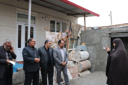 بازدی مسئولین شهرستانی از واحدهای بازسازی شده در مناطق زلزله زده خوی