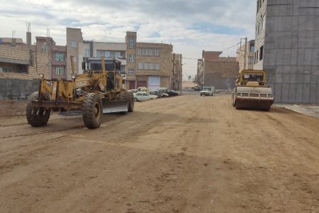 آغاز عملیات زیرسازی و آماده سازی کوچه منتهی به خیابان شهید رزمجو