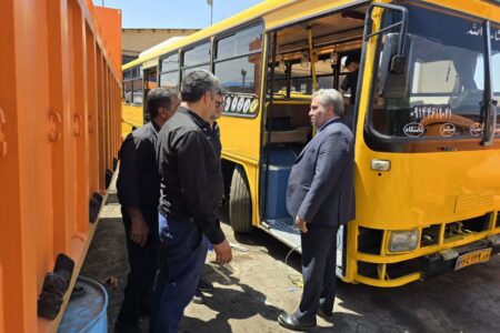 بازدید رئیس سازمان مدیریت حمل و نقل بار و مسافر از روند بازسازی اتوبوسهای شهری