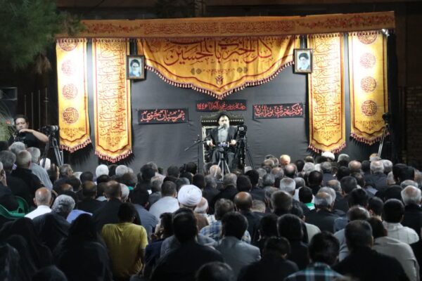 مراسم عزاداری آخرین شب از دهه دوم ماه محرم در خوی برگزار شد