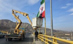 پرچم های سطح شهر خوی تعویض شد