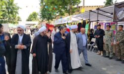 مسئولان شهرستانی از مواکب دایر شده در خیابان مصلی بازدید کردند