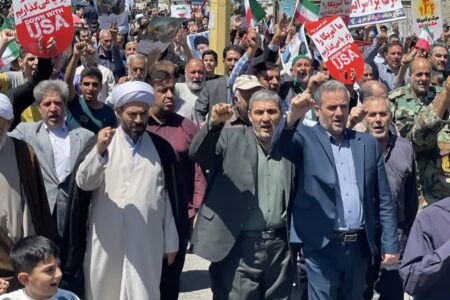 راهپیمایی جمعه خشم و نصر با حضور باشکوه مردم در خوی برگزار شد