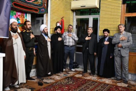 همایش عاشورائیان و اعلان عزای سید و سالار شهیدان اباعبدالله الحسین(ع) برگزار شد