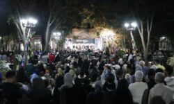 ۳ گروه موسیقی، کاروانسرای خان را به وجد آوردند