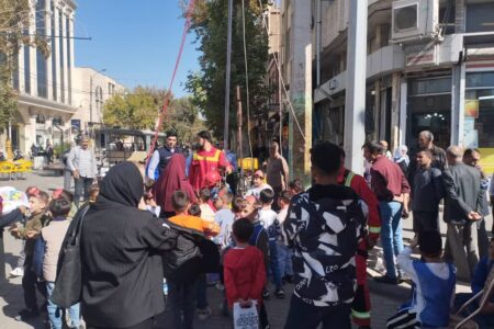 افزون بر ۳ هزار نفر از غرفه‌های روز آتش‌نشانی بازدید کردند