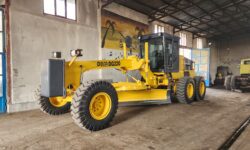 یک دستگاه گریدر به ناوگان عمرانی شهرداری خوی اضافه شد