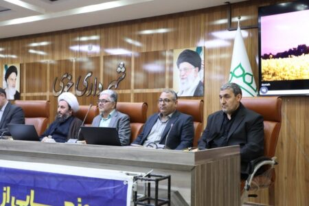 تحول در شهرسازی خوی/ ۶۵۰۰ خدمت الکترونیکی بدون مراجعه حضوری در کارتابل شهروند به ثبت رسید 