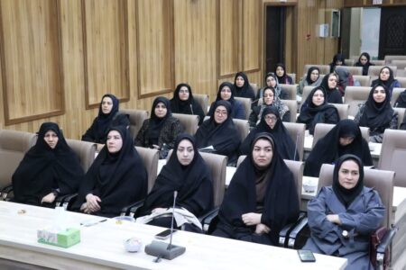 هفتمین نشست مادرانه با عنوان دورهمی صمیمی مادران و دختران