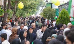 پیاده‌راه هسته مرکزی شهر میزبان موکب‌های خدمت و شادی شد + فیلم