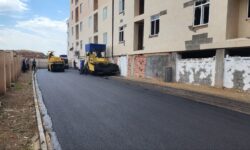 تداوم عملیات گسترده آسفالت‌ریزی در مساکن مهر