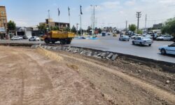 تداوم عملیات اصلاح هندسی و جدول‌گذاری میدان سیدالشهداء(ع)