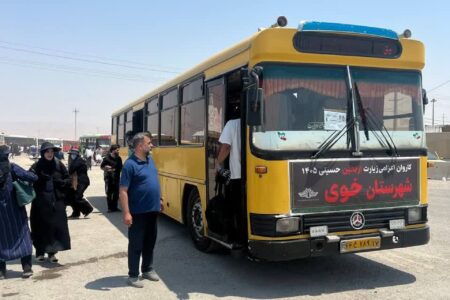 تداوم خدمت رسانی ناوگان اتوبوسرانی شهرداری خوی به زائران اربعین در مرز مهران