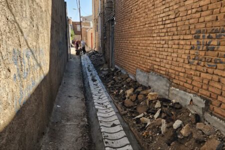 عملیات جدول‌گذاری کوچه شهید روزبه تکمیل شد